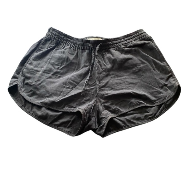 H&M Pants - H&M Black Athletic Shorts Lightweight Quick-Dry